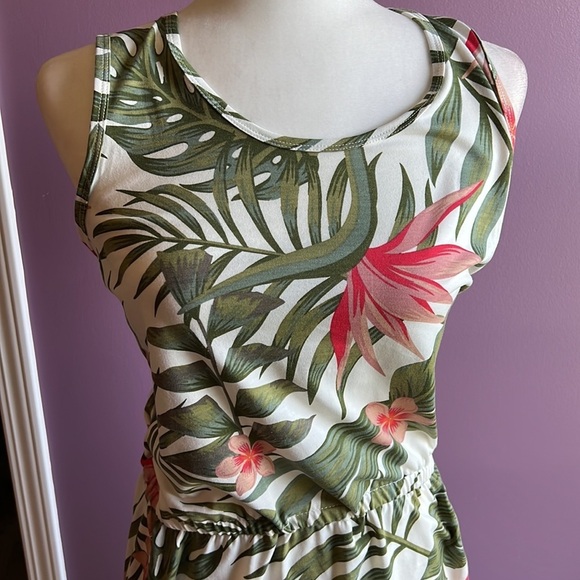 Lularoe Summer tank Dress tropical palm red green leaves leaf size medium floral - Picture 2 of 8